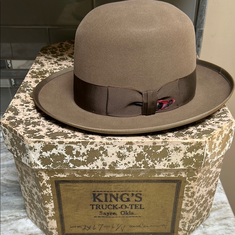 Vintage Royal Stetson Fedora Hat  6 7/8 Unisex 1950’s s w Box Brown  Whippet
